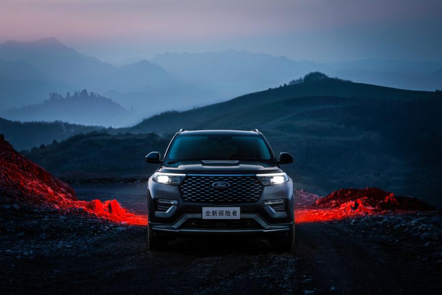  Ford Explorer Platinum 2020 года  (CN) (фото 3 из 14)